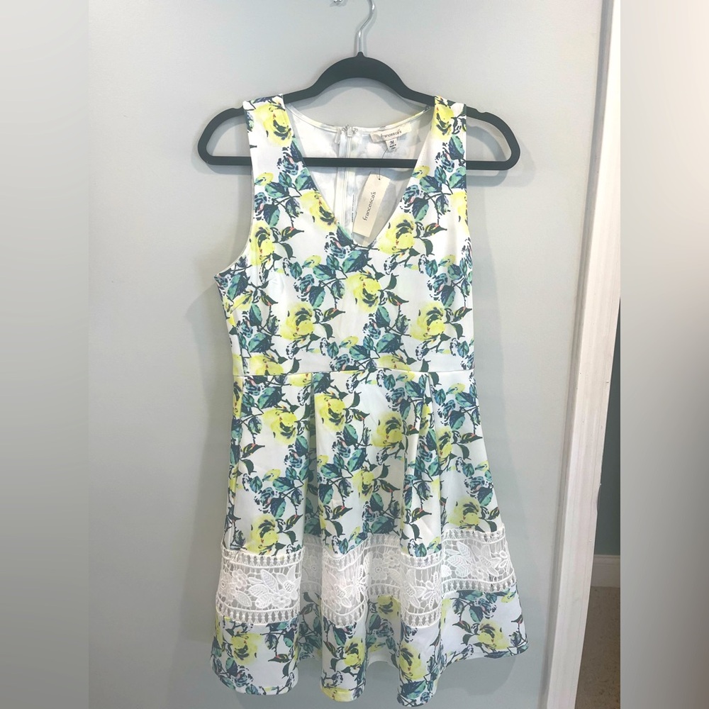 Francesca’s dress- Size M-NWT